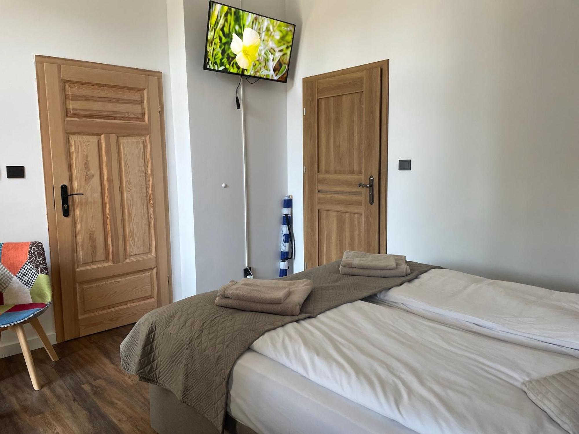 Apartment Zeromskiego 8 *